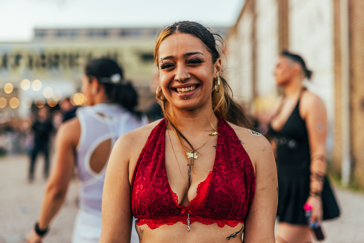 Loading... just a sec